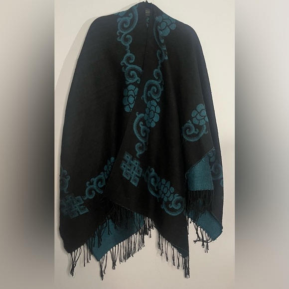 Lane Bryant open-front reversible over-piece poncho ONE SIZE - Picture 1 of 7